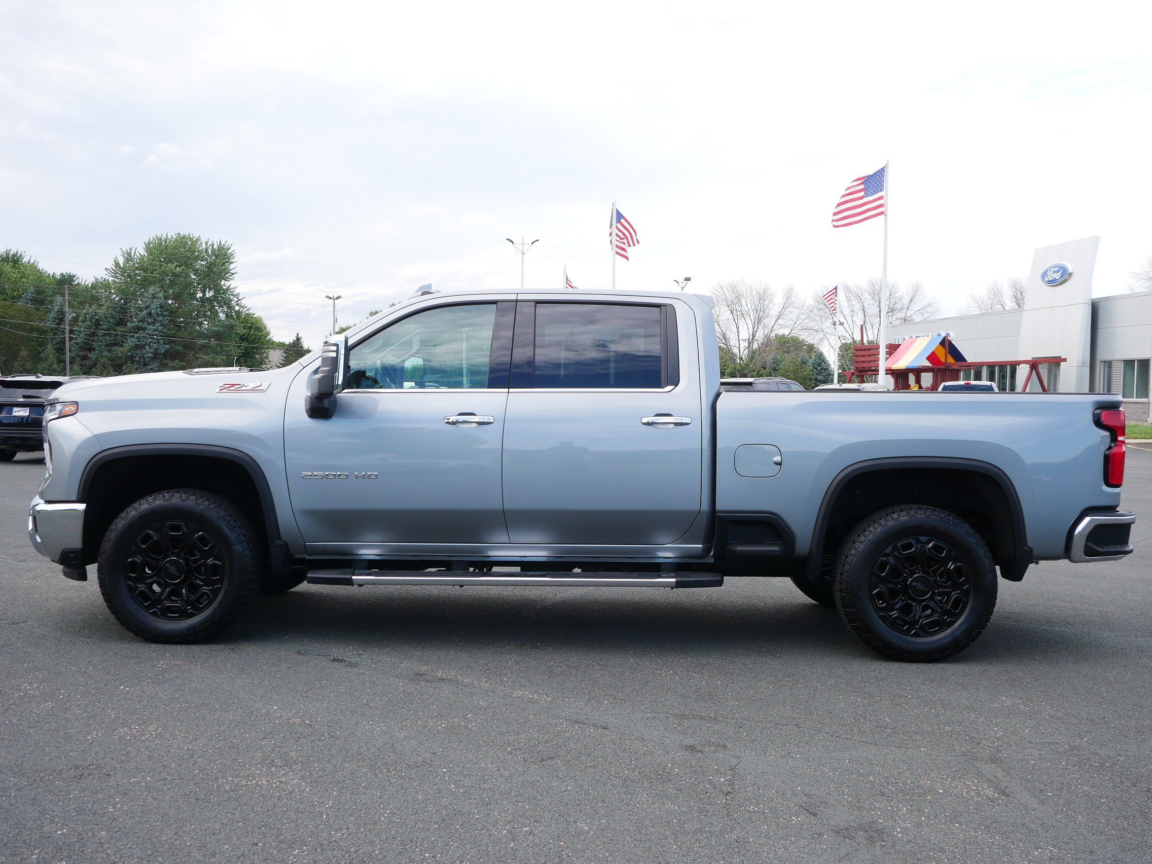 Used 2024 Chevrolet Silverado 2500HD LTZ with VIN 2GC4YPEY9R1108166 for sale in Hastings, Minnesota