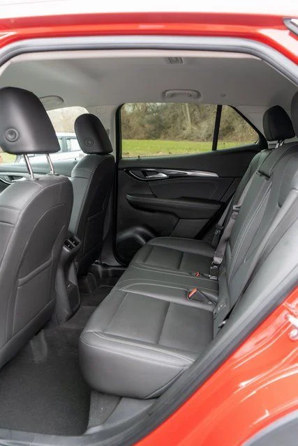 Used 2025 Red Buick Preferred image 12