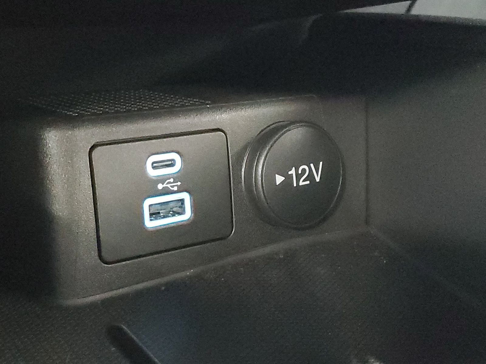 Used 2023 Silver Ford ST-Line image 24