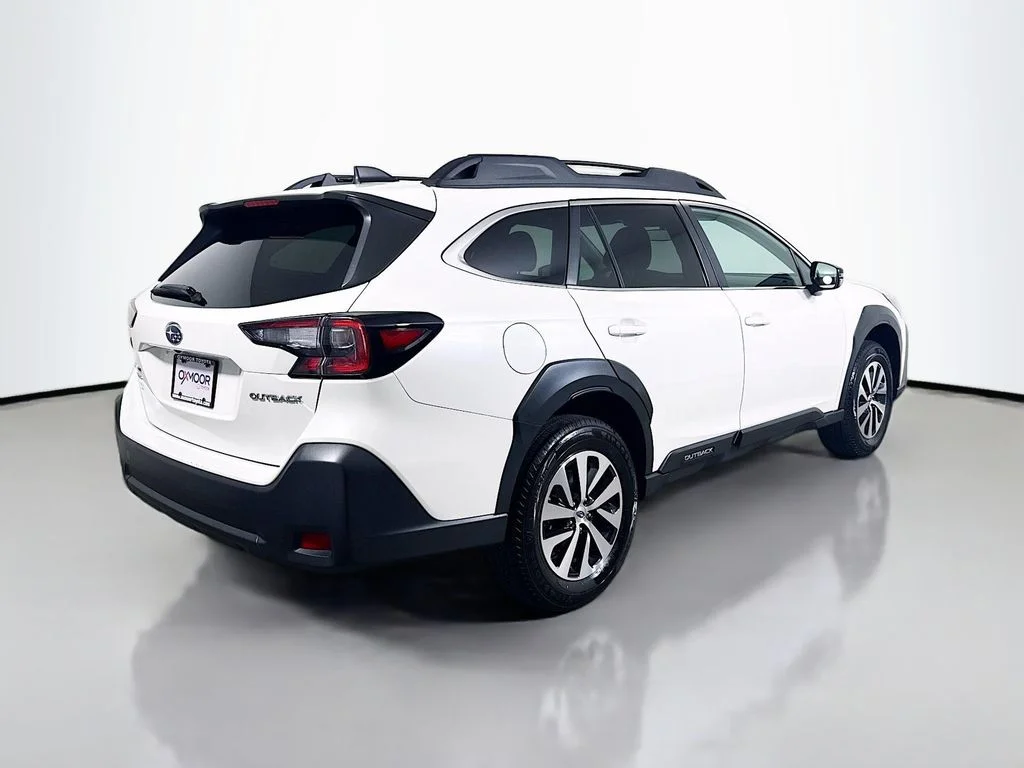 Used 2023 Crystal White Pearl Subaru Premium image 7
