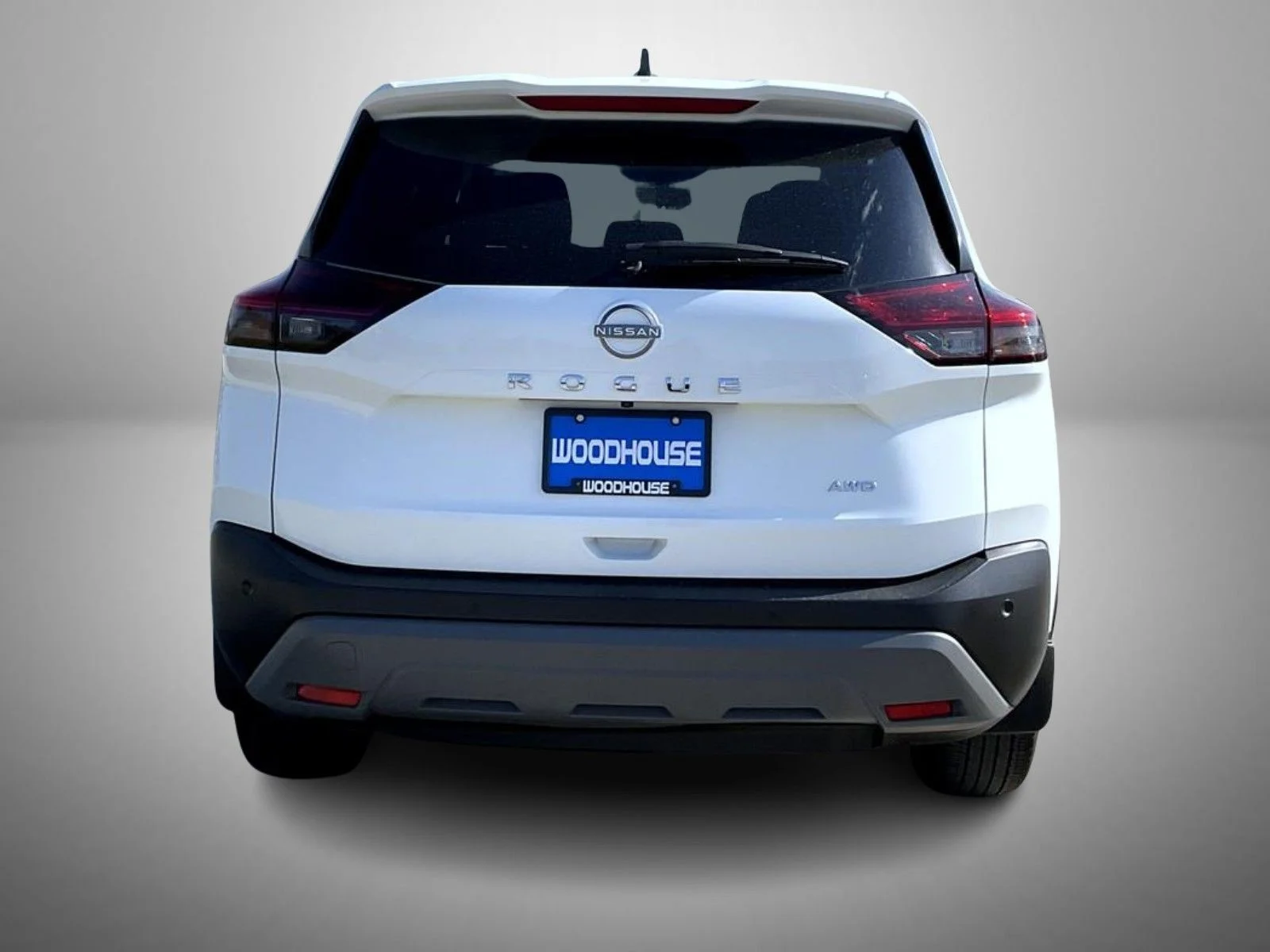 Used 2023 White Nissan S image 6