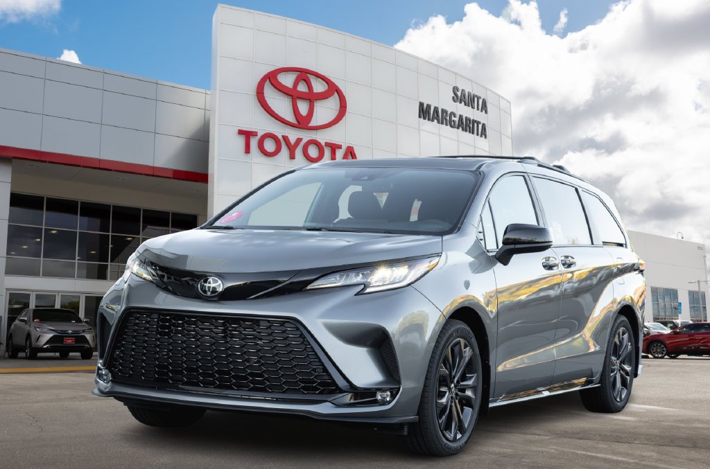 2026 Toyota Sienna  XSE