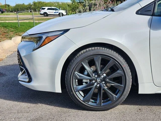 New 2027 White Toyota XSE image 5