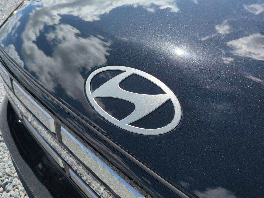 New 2026 Black Hyundai SEL image 13