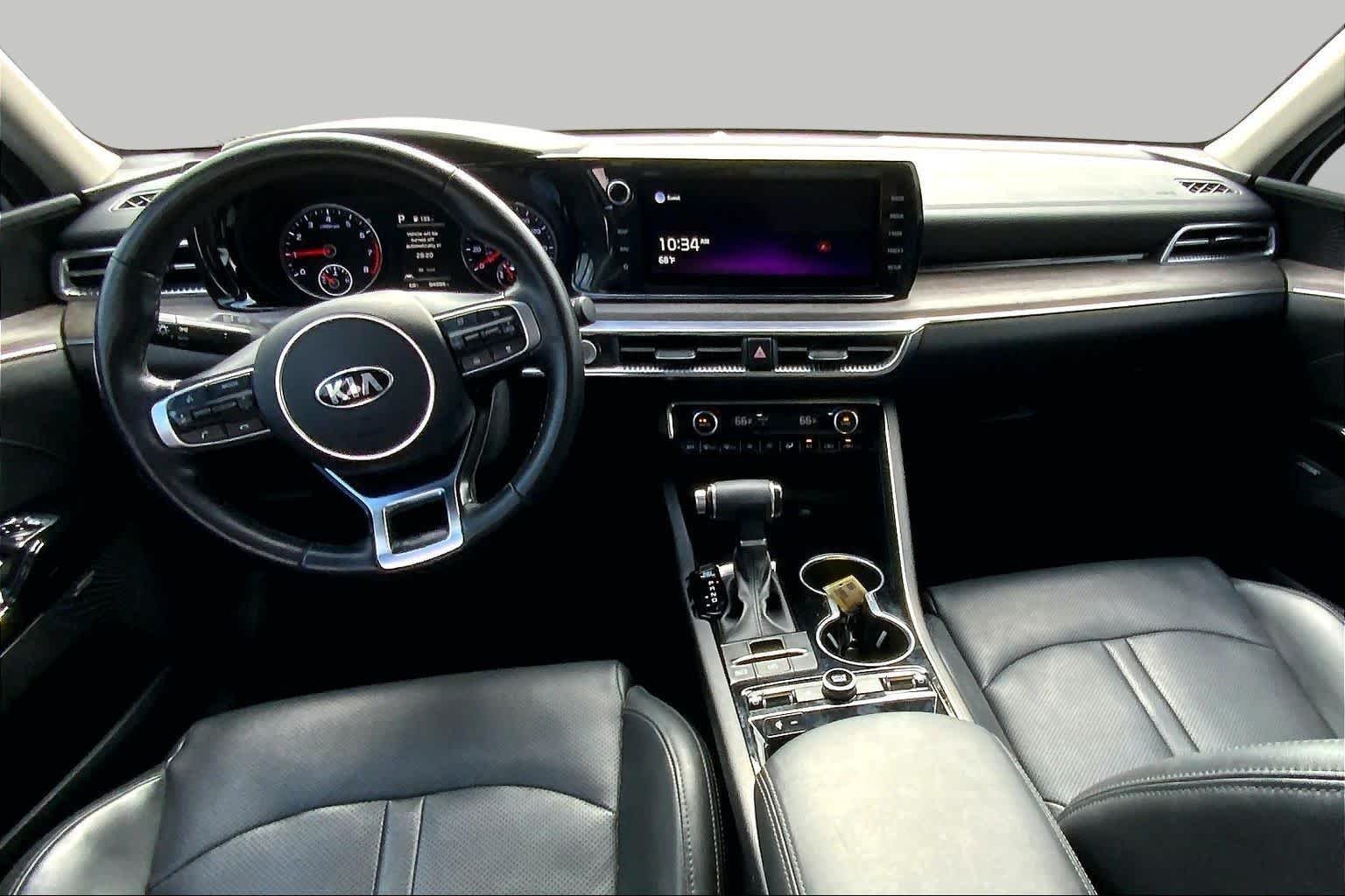 Used 2021 Glacial White Pearl Kia EX image 16