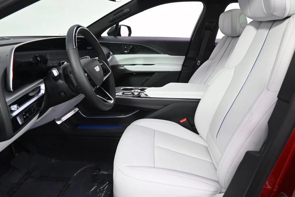 2026 Cadillac LYRIQ Luxury - Photo 13