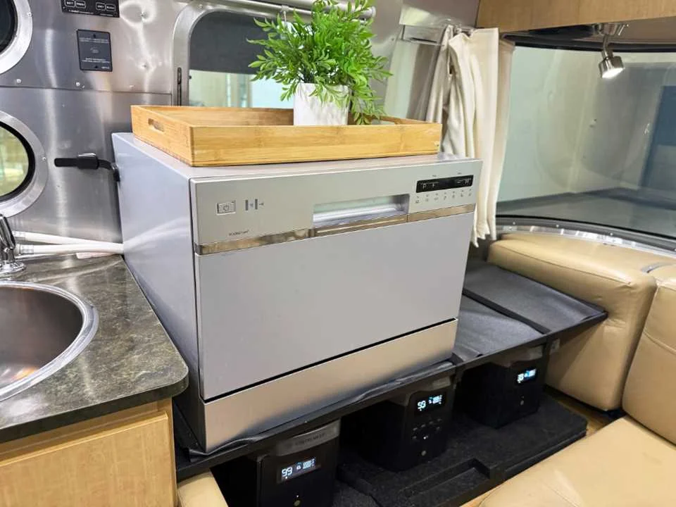 Used 2015  AIRSTREAM  image 23