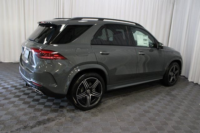 New 2026 MANUFAKTUR Silicon Grey Mercedes-Benz GLE 450 image 6