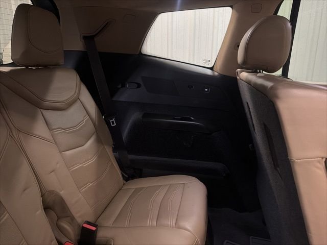 Used 2020 Crystal White Tricoat Cadillac Premium Luxury image 36