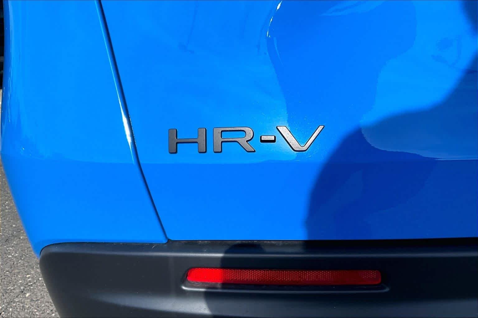 Used 2026 Boost Blue Pearl Honda Sport image 31