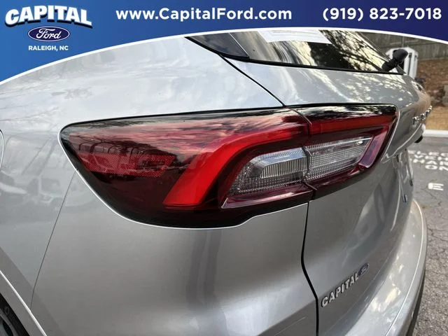 Used 2024 Silver Ford ST-Line image 15