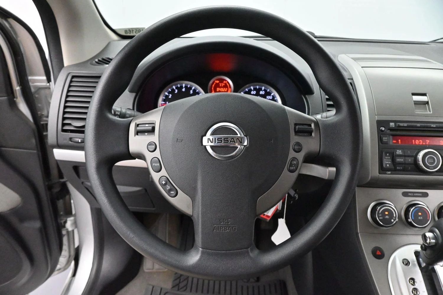 Used 2010 Brilliant Silver Metallic Nissan 2.0 SR image 14