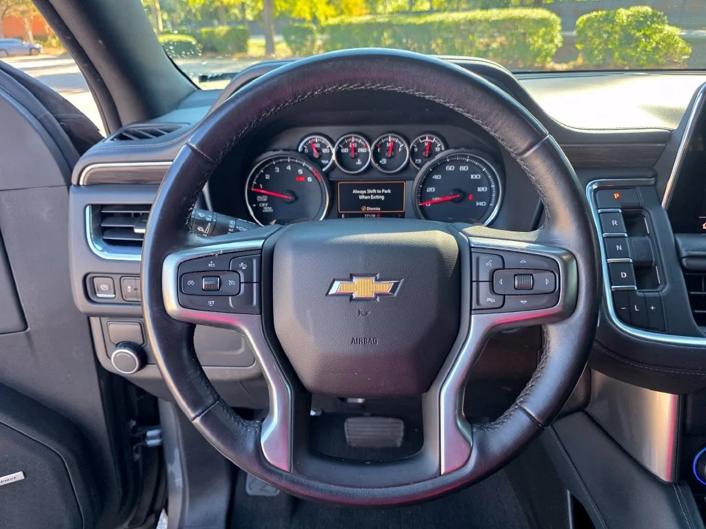 Used 2021 SATIN STEEL METALLIC Chevrolet LT image 21