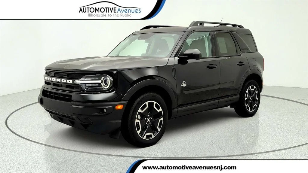 2023 Ford Bronco Sport Outer Banks 4X4's photo