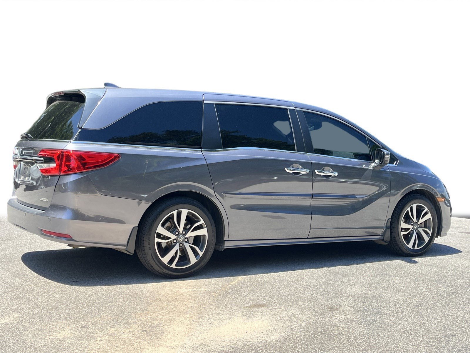 Used 2023 Charcoal Honda Touring image 30
