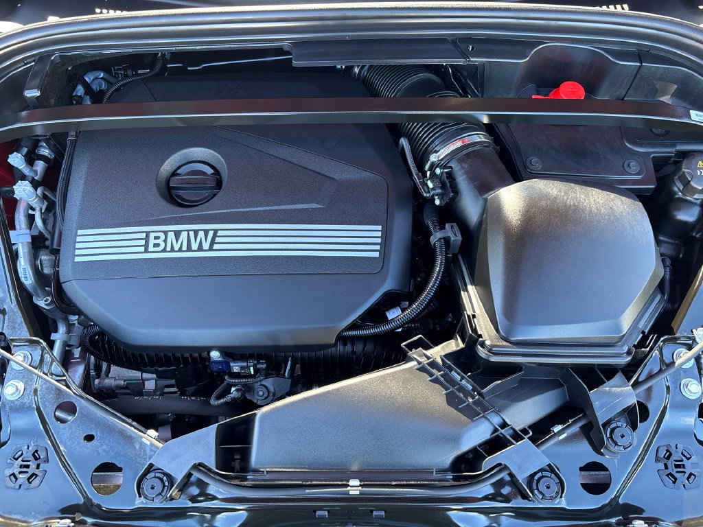 Used 2026 Red Metallic BMW xDrive28i image 8
