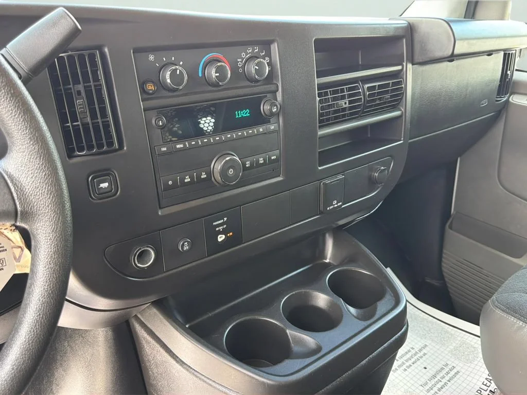 2025 Chevrolet Express Cargo Work Van - Photo 37