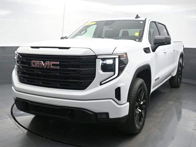 Used 2025 White GMC Elevation image 3