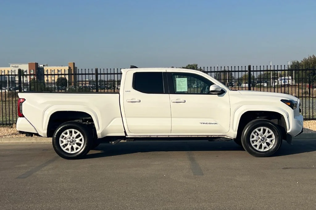 Certified Used 2025 White Toyota SR5 image 3