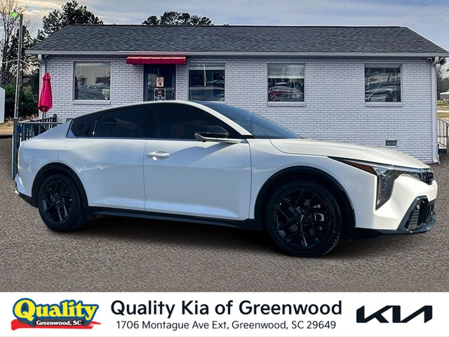 2025 Kia K4 GT-Line Turbo