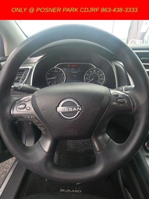 Used 2023 Gray Nissan S image 8