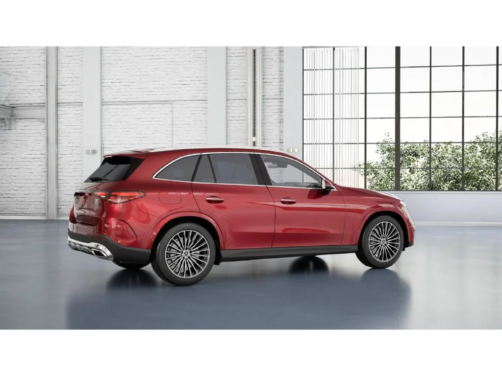 New 2027 Red Mercedes-Benz GLC 300 image 19
