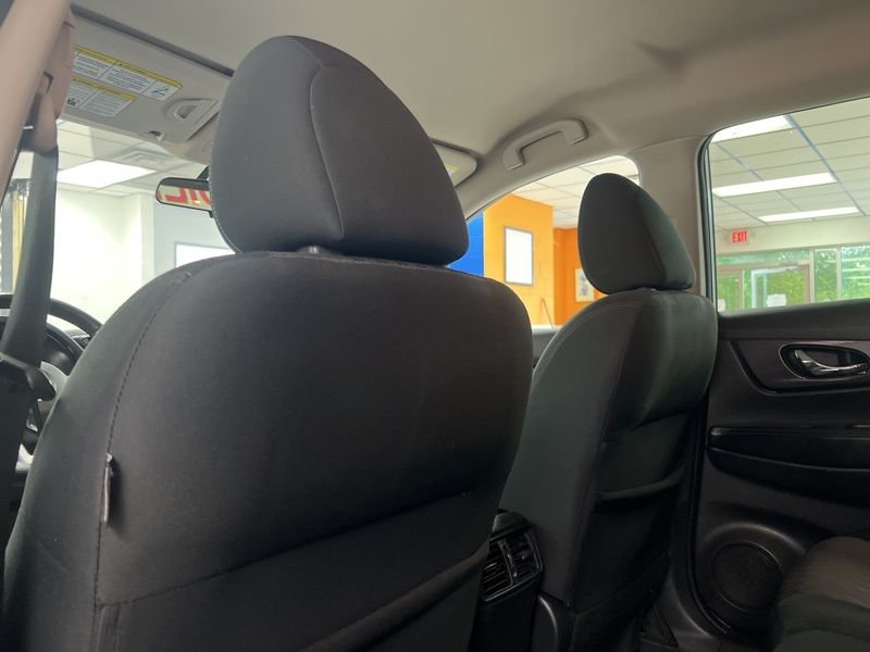 Used 2018 Silver Nissan SV image 16