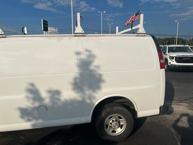 Used 2022 White Chevrolet Work Van image 8