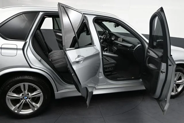 Used 2017 Silver BMW sDrive35i image 25