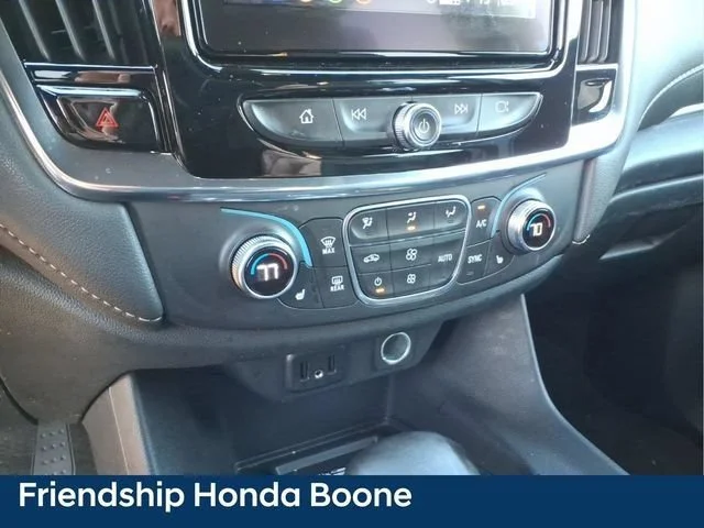 Used 2023 Summit White Chevrolet LT Leather image 27
