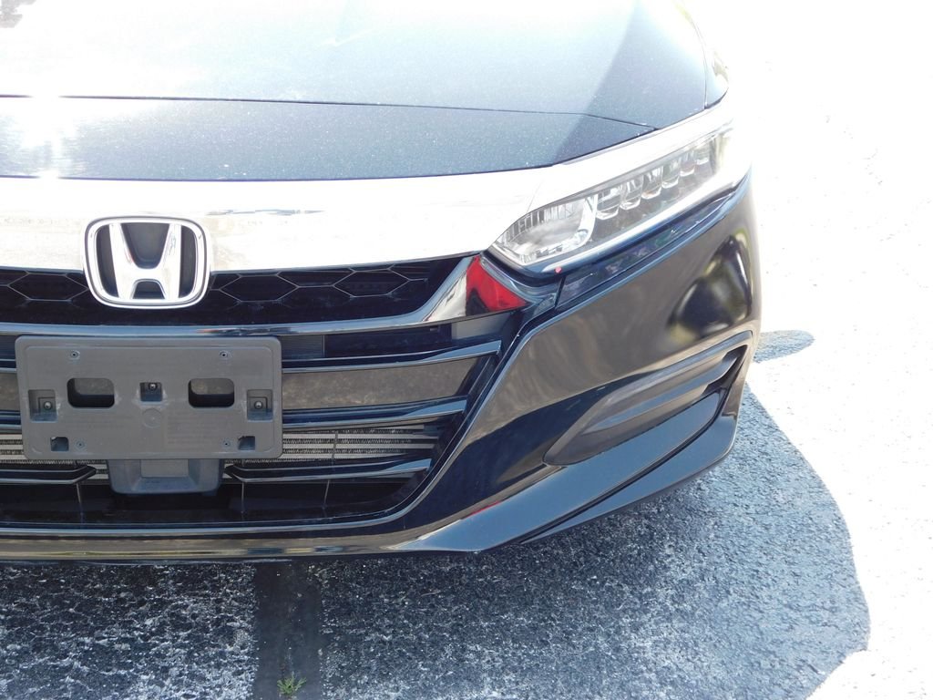 Used 2020 Black Honda LX image 9