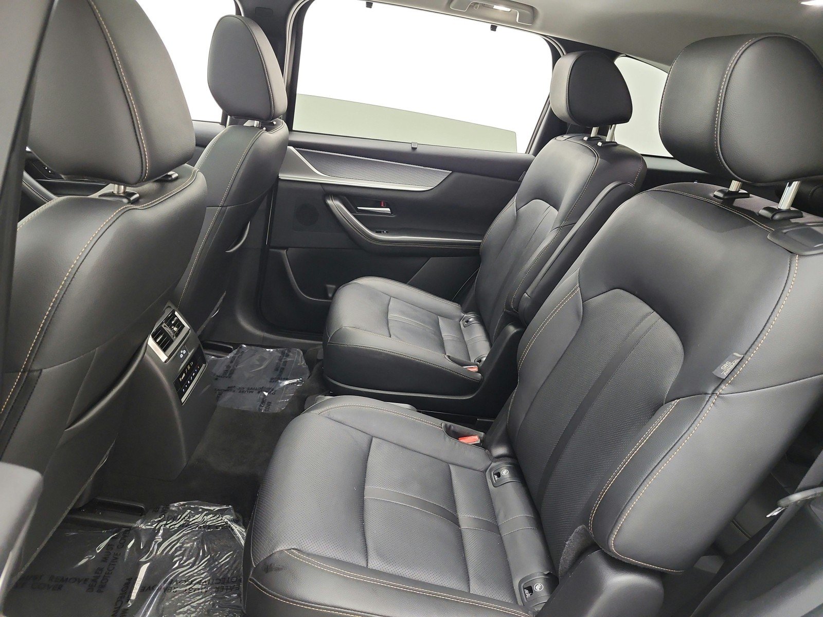 Used 2024 Rhodium White Premium Mazda Premium AWD image 13