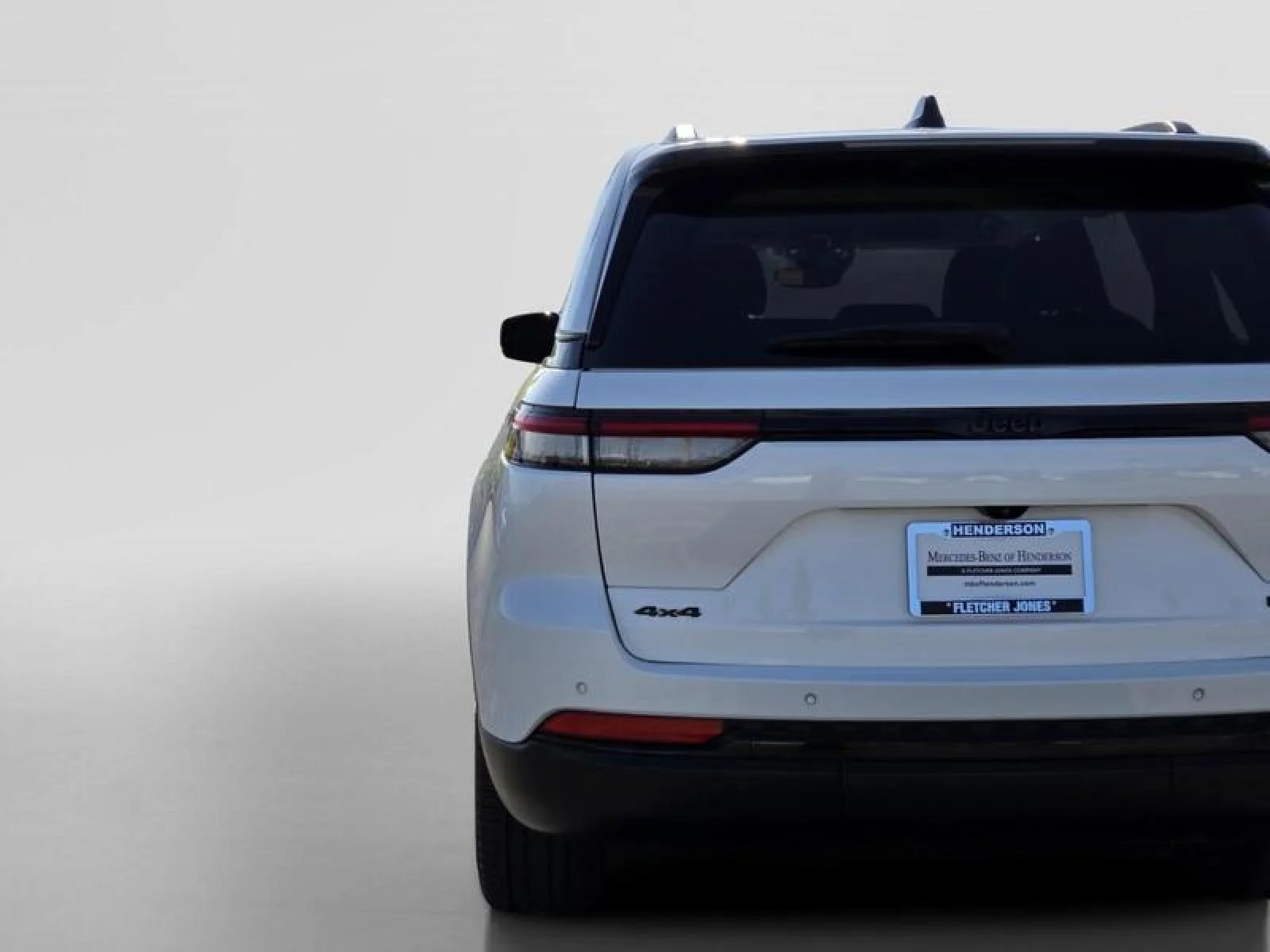 Used 2023 WHITE Jeep Limited image 11