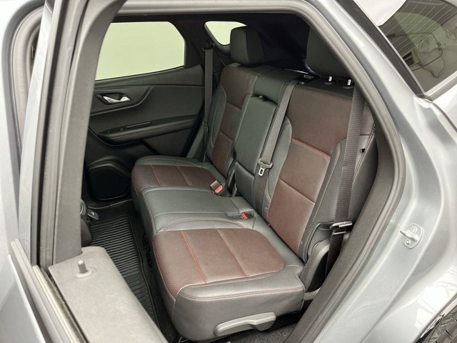 Used 2025 Sterling Gray Metallic Chevrolet RS image 13