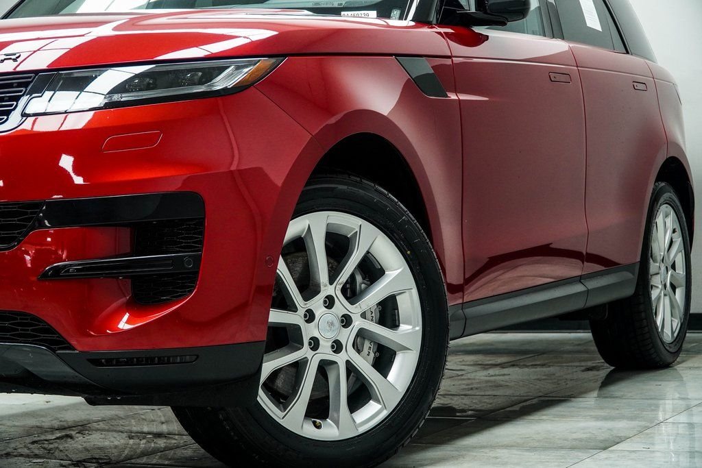 Used 2025 Red Land Rover SE image 3