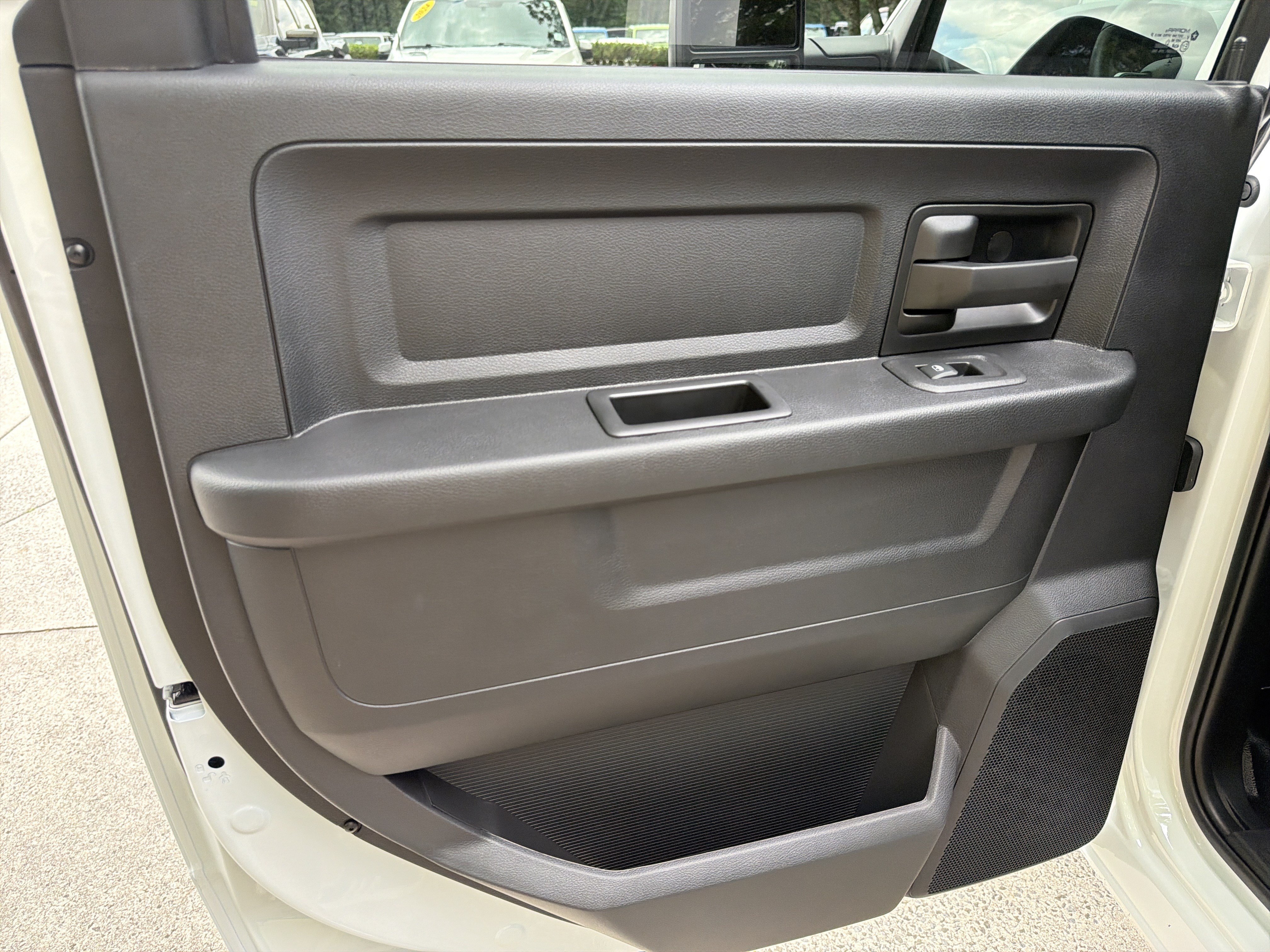 New 2026 Bright White Clearcoat RAM Tradesman image 21