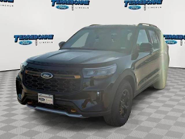 New 2026 Agate Black Metallic Ford Tremor® image 23