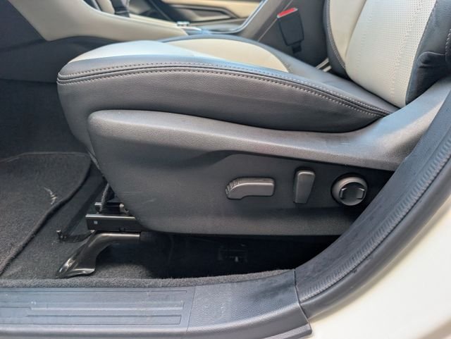 Certified Used 2024 White Subaru Limited image 21