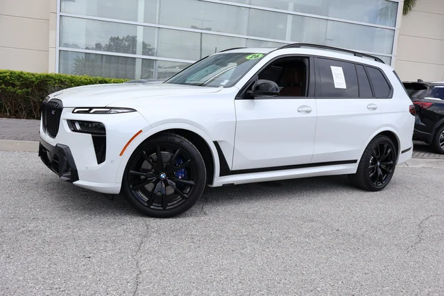 2026 BMW X7 M60i