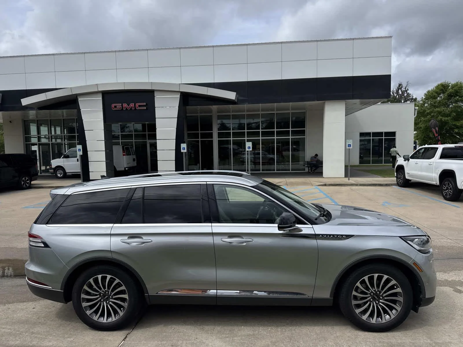2021 Lincoln Aviator Reserve RWD's photo