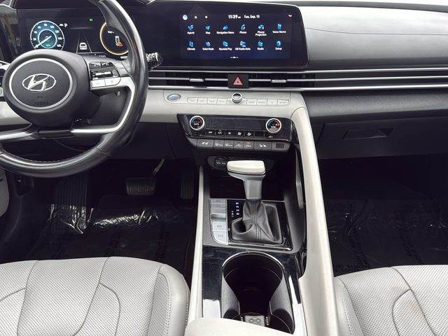Used 2023 Black Hyundai Limited image 20