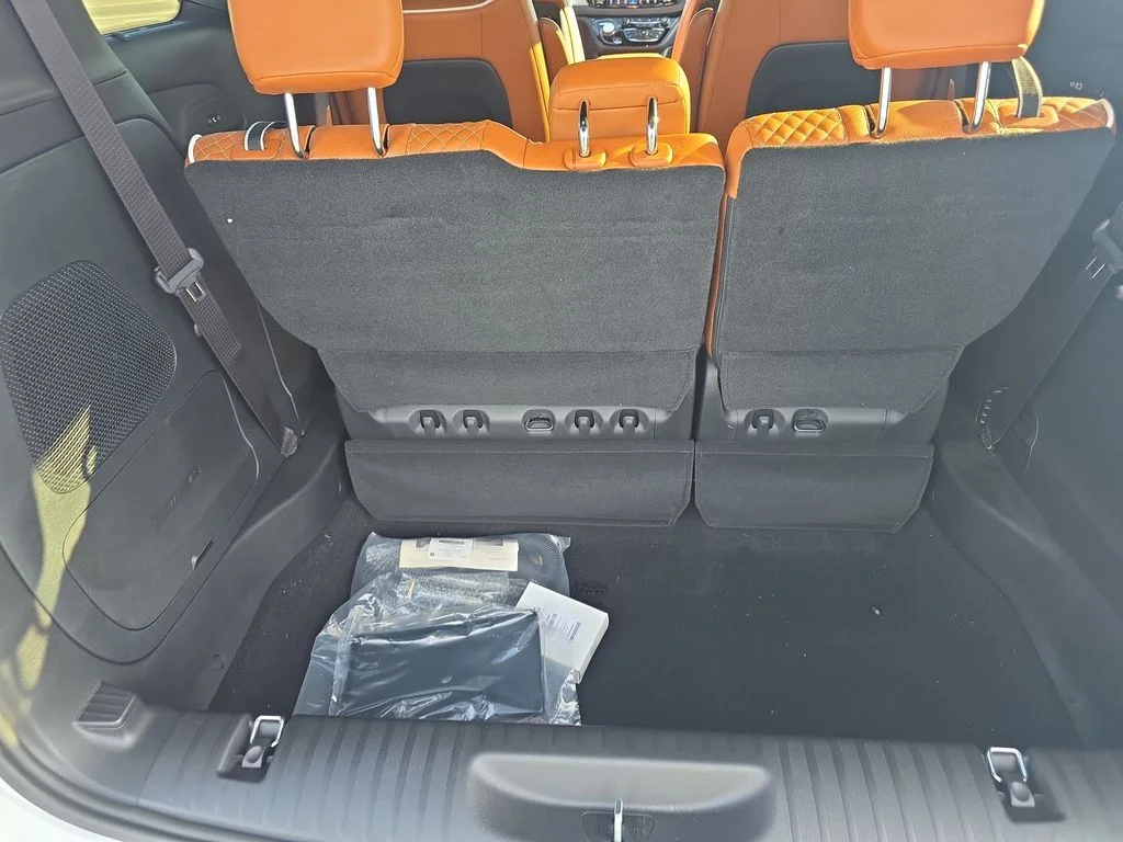 2026 Chrysler Pacifica Pinnacle - Photo 25
