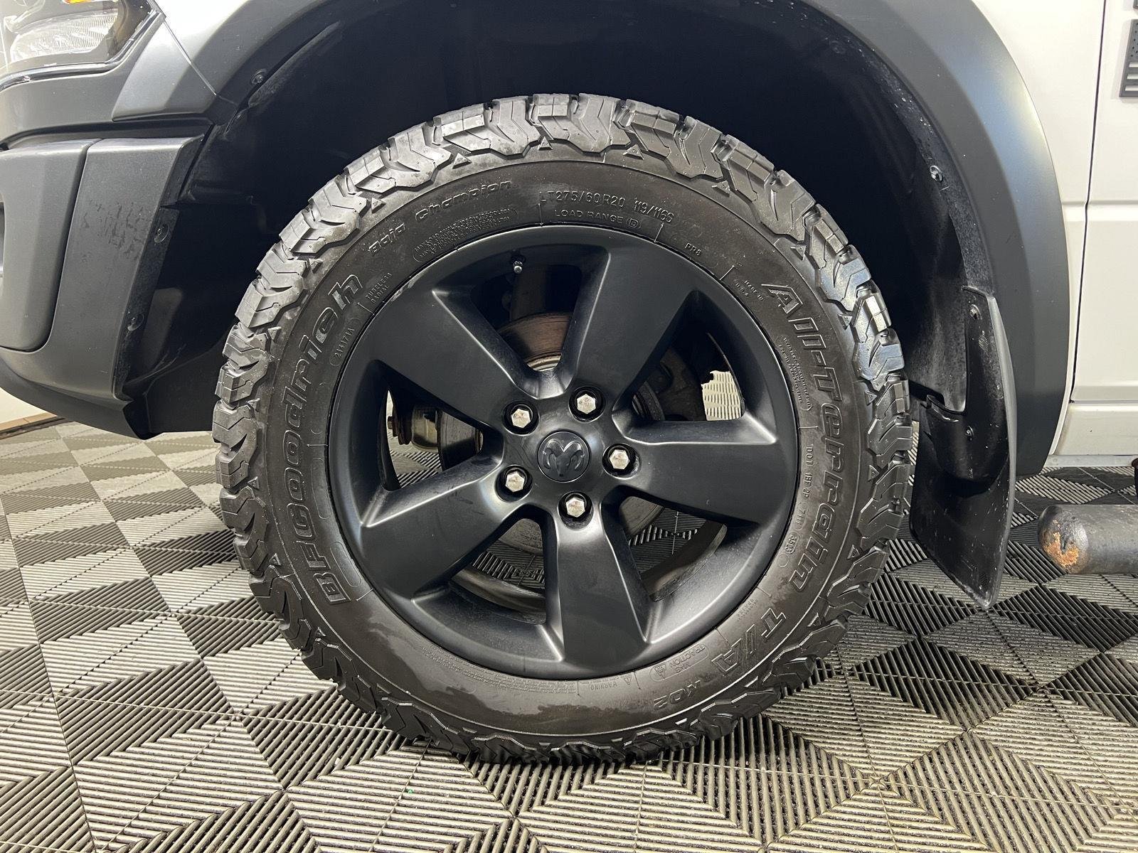 Used 2019 Bright White Clearcoat Ram Warlock image 28