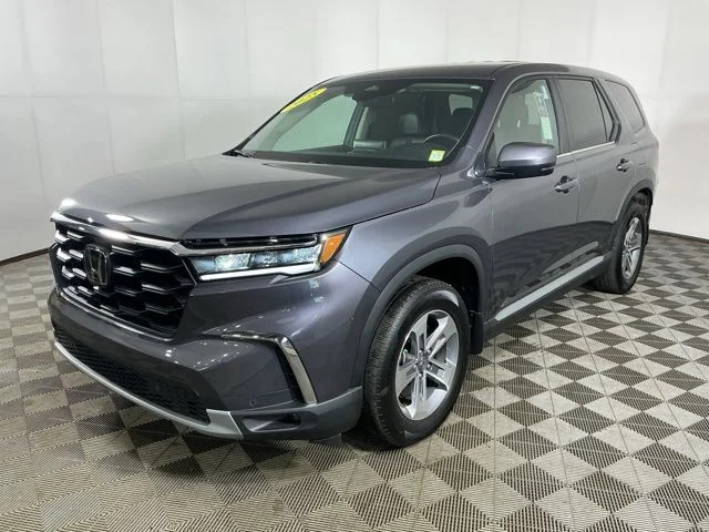 Certified Used 2025 Gray Honda  image 3