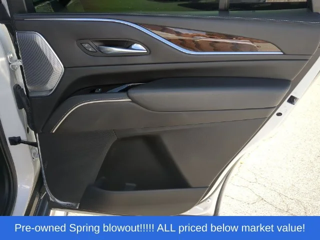 Used 2021 White Cadillac Sport Platinum image 47