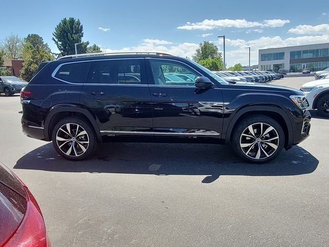 New 2026 Black Volkswagen 2.0T SEL Premium R-Line image 9