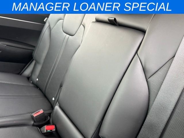 2025 Kia Sorento S - Photo 17