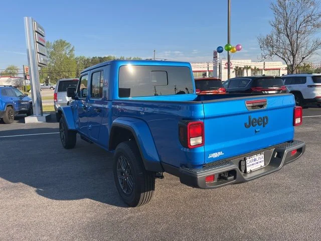 New 2026 Hydro Blue Pearl-Coat Exterior Paint Jeep Sport S image 4