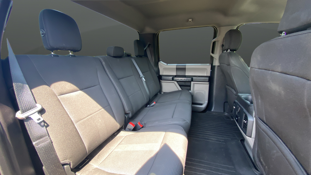 Used 2018 Blue Jeans Metallic Ford XL image 26