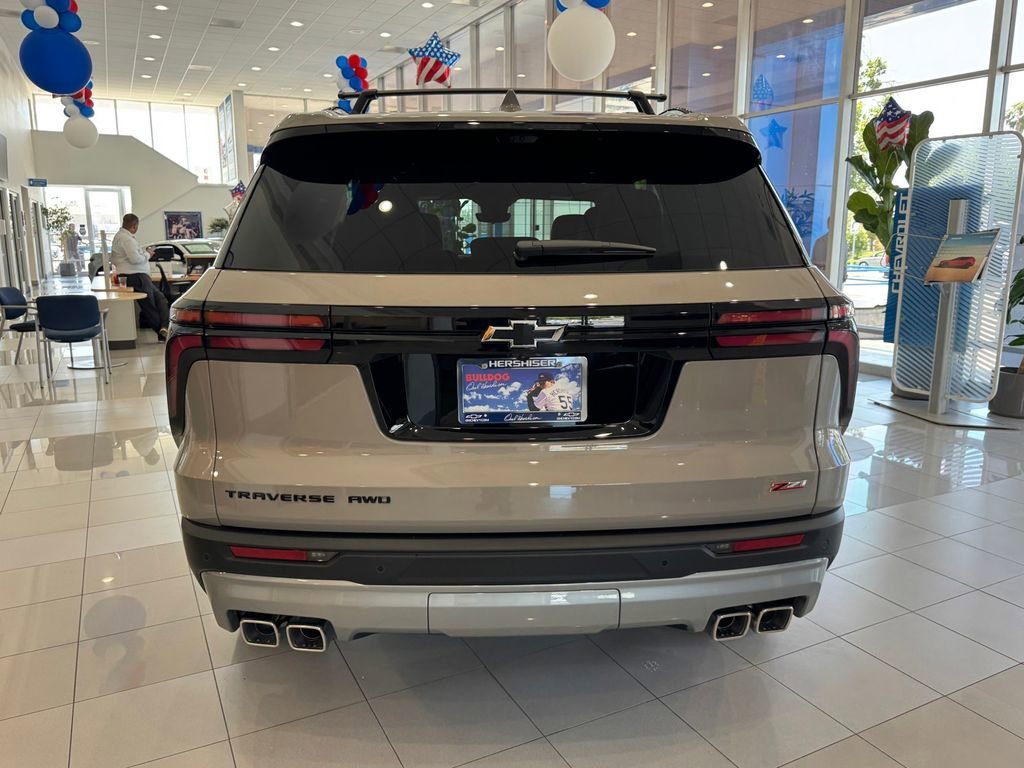 2026 Chevrolet Traverse Z71 - Photo 5